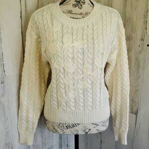 NWT GEMMA + JANE CABLE KNIT SWEATER
